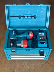 Makita tööriistakohver + akutrell (55 €) (1 foto / 6)