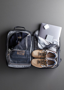 Baltimore Travel Backpack, 15,6L – must (5 foto / 5)