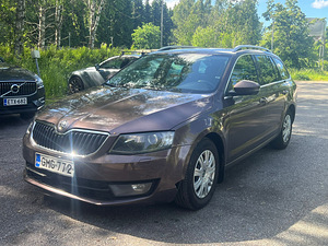 Skoda Octavia 2016 2.0 diisel, automaat (2 foto / 9)