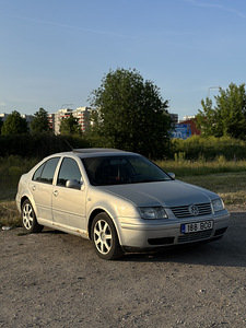VW Bora 2.8 VR6 4MOTION (2 foto / 15)