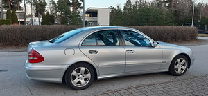 MB E 200 2,1 AVANTGARDE TURBODIISEL 2006 90 kW (3 foto / 8)