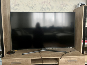 Samsung 55” smart tv + philips soundbar (2 foto / 6)