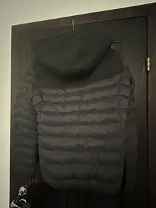 Müüa MONCLER lühike soe jope unisex 38/40 (4 foto / 8)