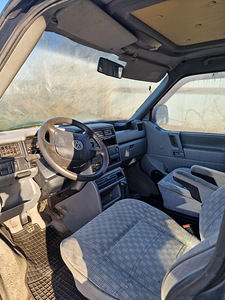 VW T4 1,9td müügiks osadeks (2 foto / 3)