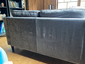 Supermugav tumehall 2-inimese diivan / Super comfortable dar (5 foto / 6)
