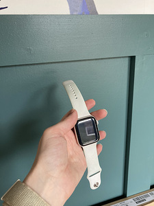 IWatch SE 44mm (1 foto / 9)