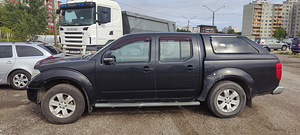Продам Nissan Navara (3 фото из 7)