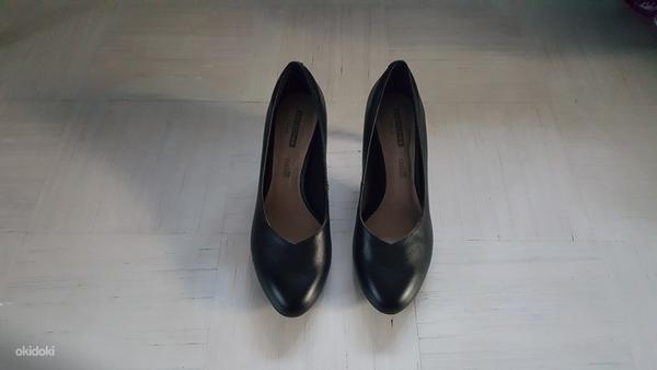 Новые черные туфли Ecco 36 (фото #1)