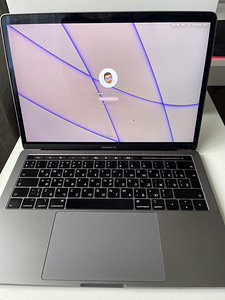 MacBook Pro 13 (2018) Intel Core i5/8GB/500GB (1 foto / 2)