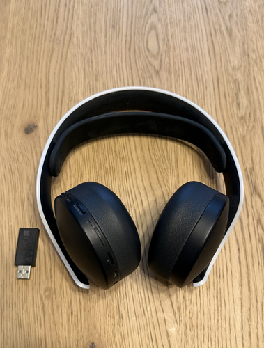 Sony juhtmevabad kõrvaklapid PS5 Pulse 3D, valge