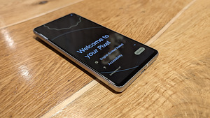 Google Pixel 7 (128 ГБ белый) (1 фото из 3)