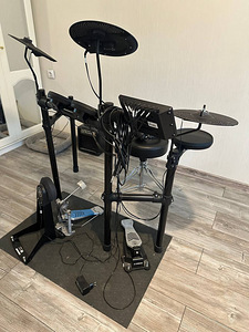 YAMAHA elektritrummid DTX432K (2 foto / 4)