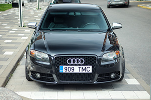 Audi A4 2.0TFSI 147kw (2 foto / 7)