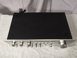 Sharp-Optonica SO-1800/ Yamaha C-2/ Yamaha C-4 Pre-amplifier (5 foto / 9)