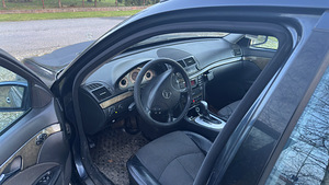 M: Mercedes Benz E220 cdi atm (9 foto / 11)