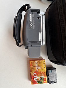 Sony Handycam DCR-23E (2 foto / 3)