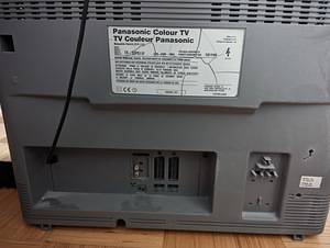Teler Panasonic TX-32PS11F (5 foto / 5)