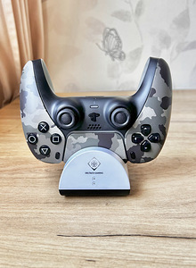 Playstation 5 Slim Digital + 2 pulti + laadimisjaam (4 foto / 10)