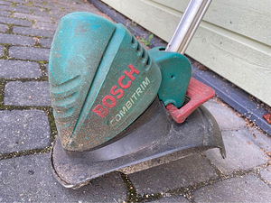 Trimmer / elektritrimmer Bosch Poes 93,43€ (3 foto / 5)