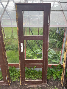 2 tumepruuni täispuit ust 187 x 67 x 12cm (1 foto / 10)