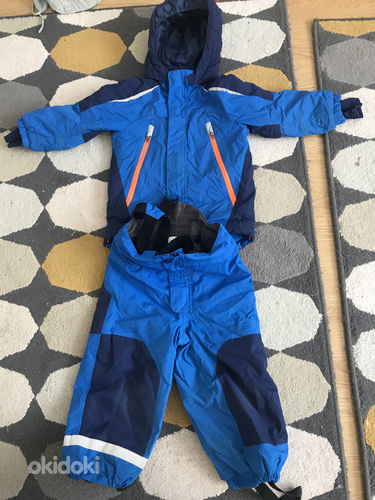 Комплект из зимней куртки и брюк. Размер 98 (фото #1)