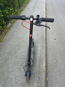 Ducati elektritõukeratas (2 foto / 8)
