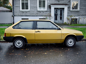 Lada Samara 2000a, kahe uksega (2 foto / 8)
