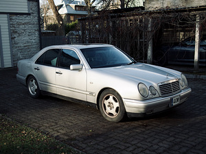 Mercedes-Benz E320 w210 (Jaapani import, LPG) (2 foto / 15)