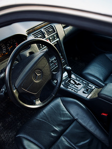 Mercedes-Benz E320 w210 (Jaapani import, LPG) (15 foto / 15)