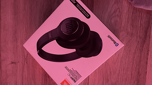 Juhtmeta kõrvaklkapid JBL Duet NC (2 foto / 2)