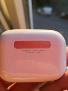Продавать новые Airpods Prod (2 фото из 3)