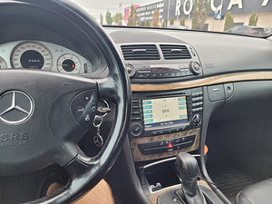 Mescedes-Benz e280 w211 (6 foto / 9)