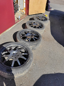 275/40/r22 5x120 (4 foto / 5)