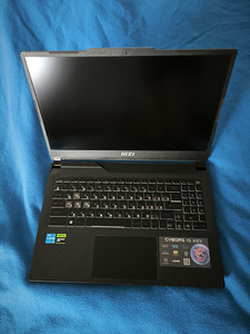 Msi cyborg 15 a12vf (2 foto / 4)