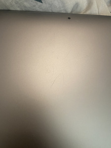 MacBook PRO 13” 2019 г. (4 фото из 4)