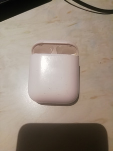 Airpods 2 и зарядный футляр airpods1 a1602 (3 фото из 3)