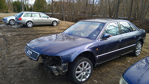 Audi a8 d2 4.2 kere ja silla osad (2 foto / 3)