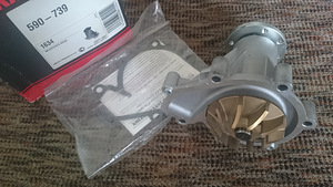 Veepump Mercedez benz 506671 uus (2 foto / 2)