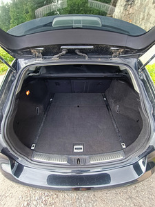 Toyota Avensis 2013 (9 foto / 10)