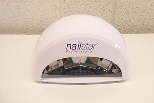 NailStar® professionaal LED küünekuivati (3 foto / 8)
