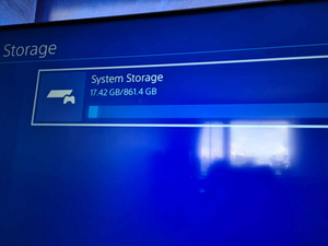 Playstation 4 Slim 1TB (6 foto / 10)