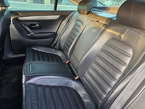 Volkswagen Passat CC (14 foto / 14)