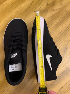 UUED laste Nike tennised (5 foto / 7)