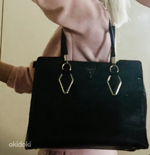 GUESS kott