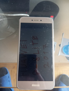 Huawei P8 Lite (2017). (2 фото из 2)