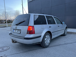 Volkswagen Golf IV 1.9tdi 85kw 4motion (5 foto / 8)