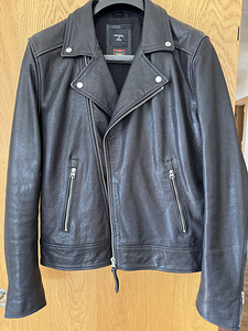 Nahktagi Superdry XL (1 foto / 4)