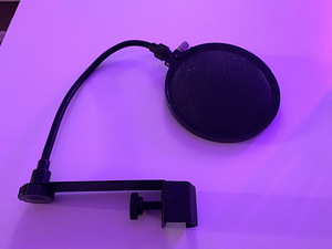 Pop-filter stuudiomikrofonile (1 foto / 1)