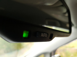 Toyota auris (uuendatud) (12 foto / 13)