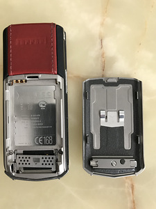 VERTU FERRARI (4 foto / 8)